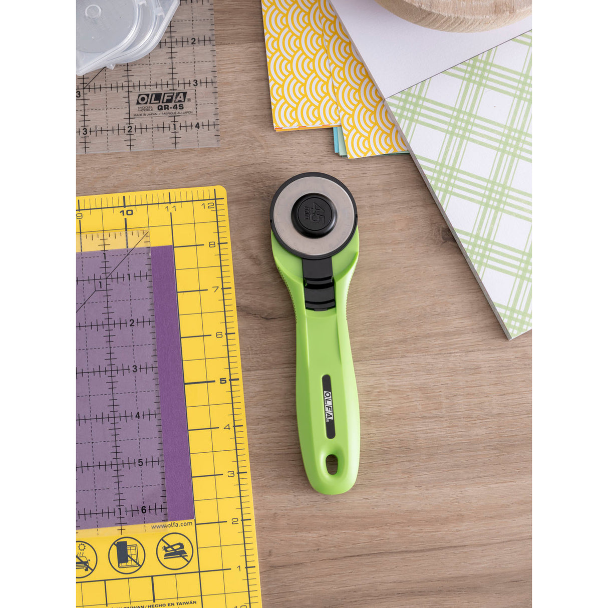 Olfa 45mm Rotary Cutter Splash Rotary Cutter Lime Green Limited Edition