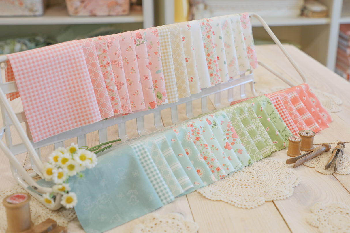 Sunbonnet Mini Charm Pack 13980MC by MySew Quilty Life for Moda Fabrics bin 45