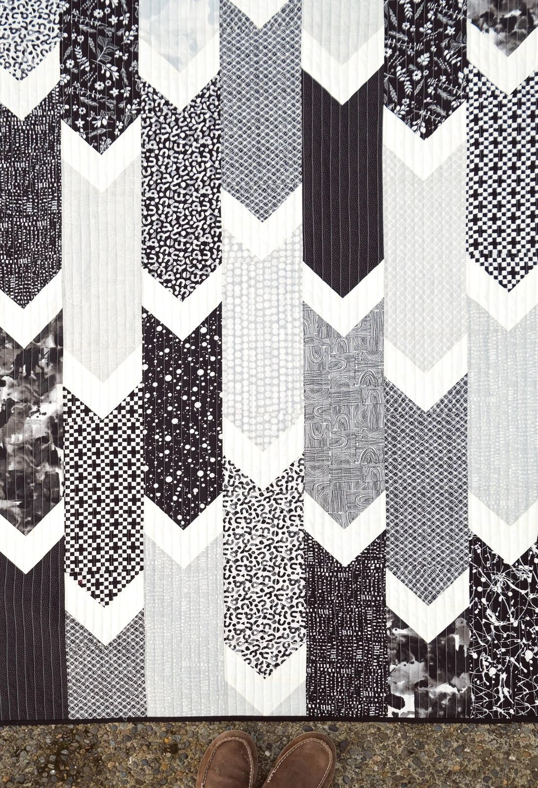 The Birdie Quilt Pattern KTQ131 by Kitchen Table Quilting (baby, lap and twin sizes)