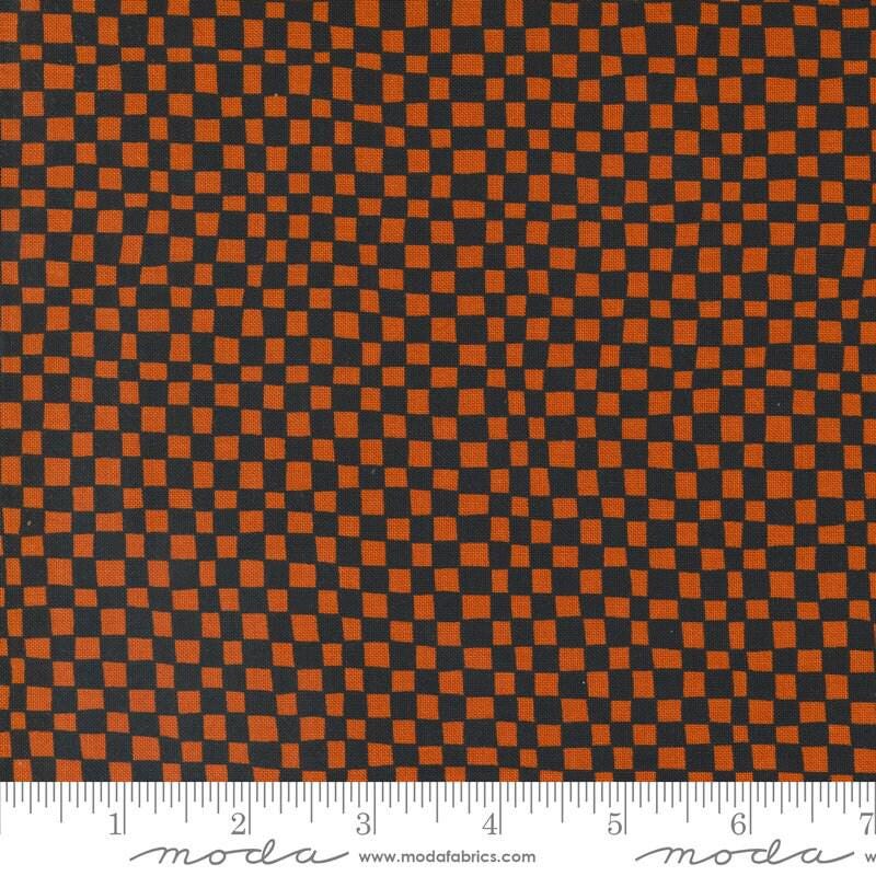 Noir Mummy Wrap Pumpkin Yardage 11547-24 by Alli K Design Sold in 1/2 yard increments