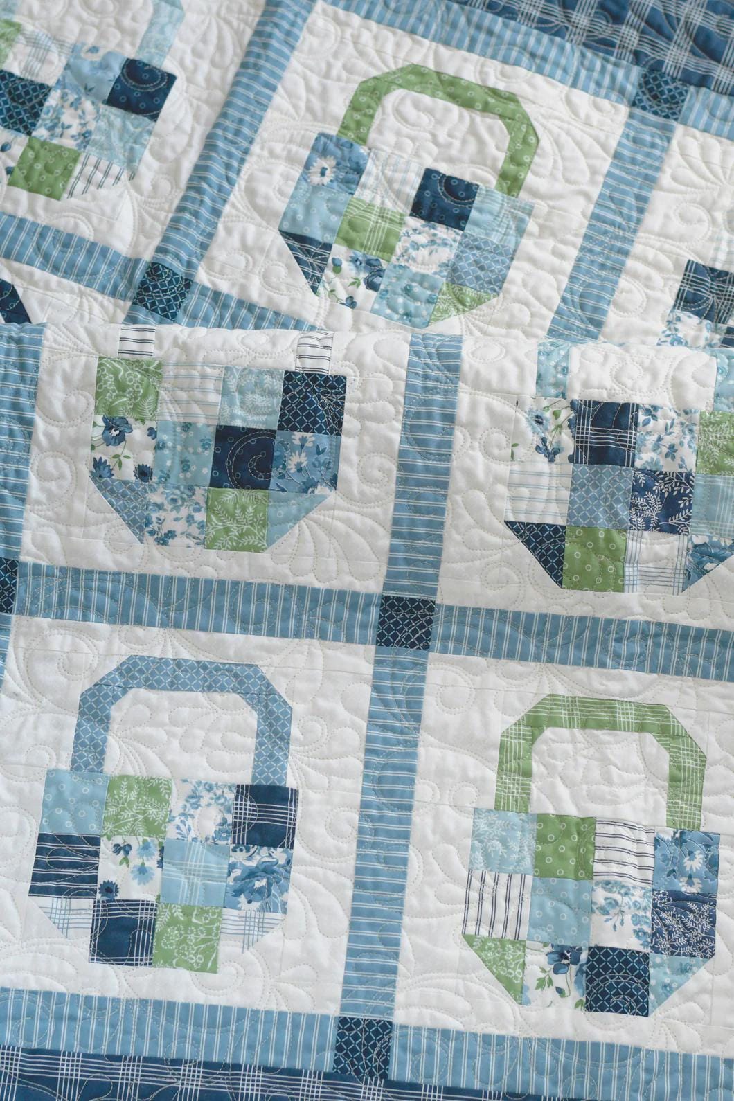 Nantucket Baskets Quilt Pattern by Thimble Blossoms TBL292 size - 52” x 52” Printed Pattern ONLY