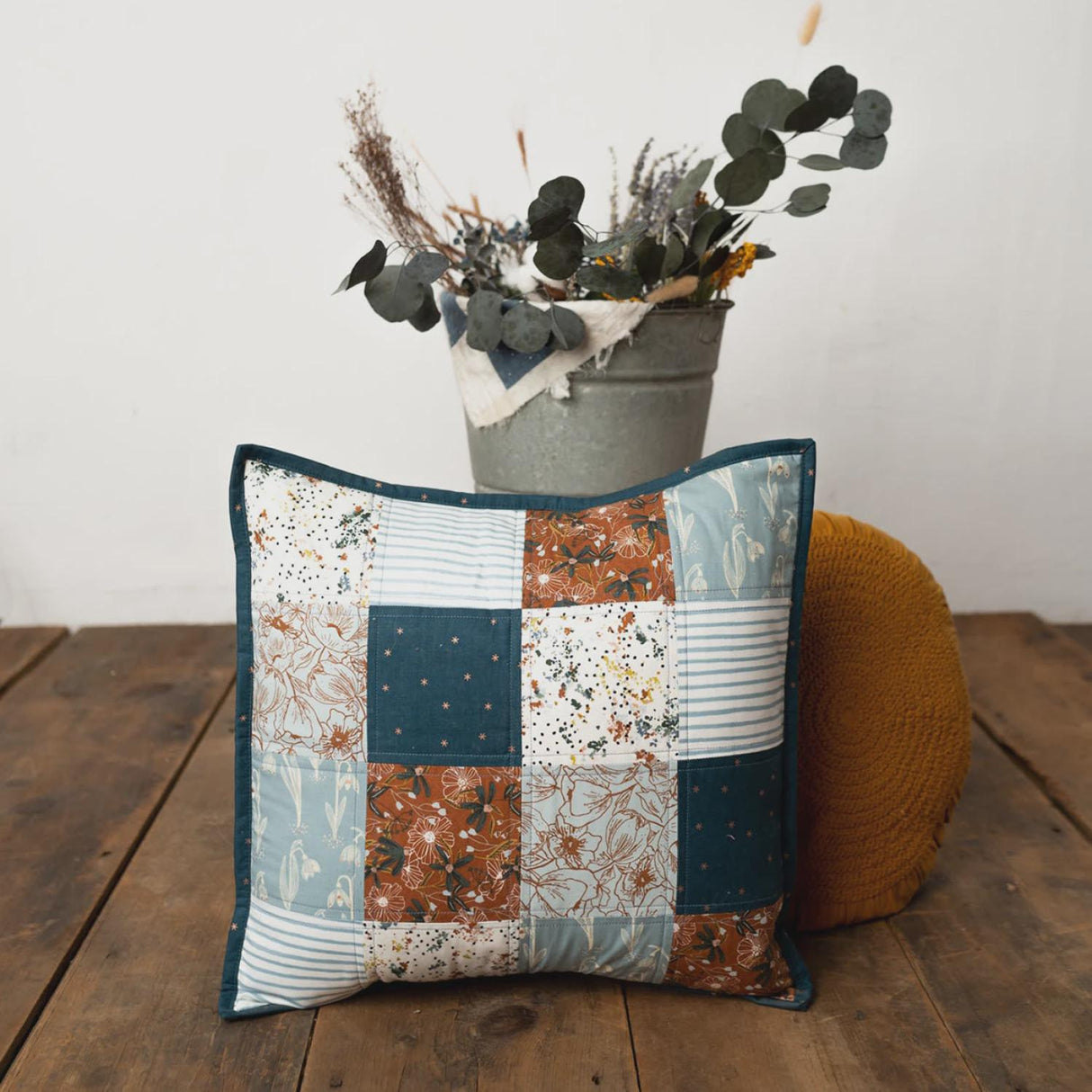 Homebody Pillow Pattern by Studio M Squared SMSH001