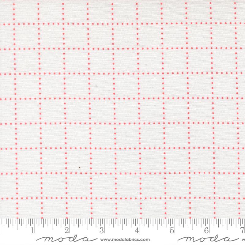 The image is a white fabric with a grid pattern of red dots. The fabric appears to be measuring approximately 1.5 meters by 1 meter.