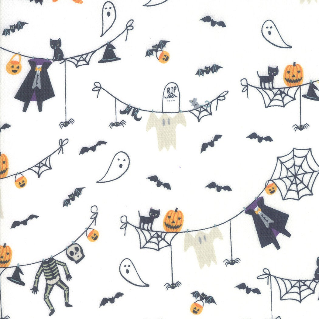 Ghouls and Goodies Mini Charms 2.5 inch by Stacy Iest Hsu for Moda Fabrics 20680MC bin 72