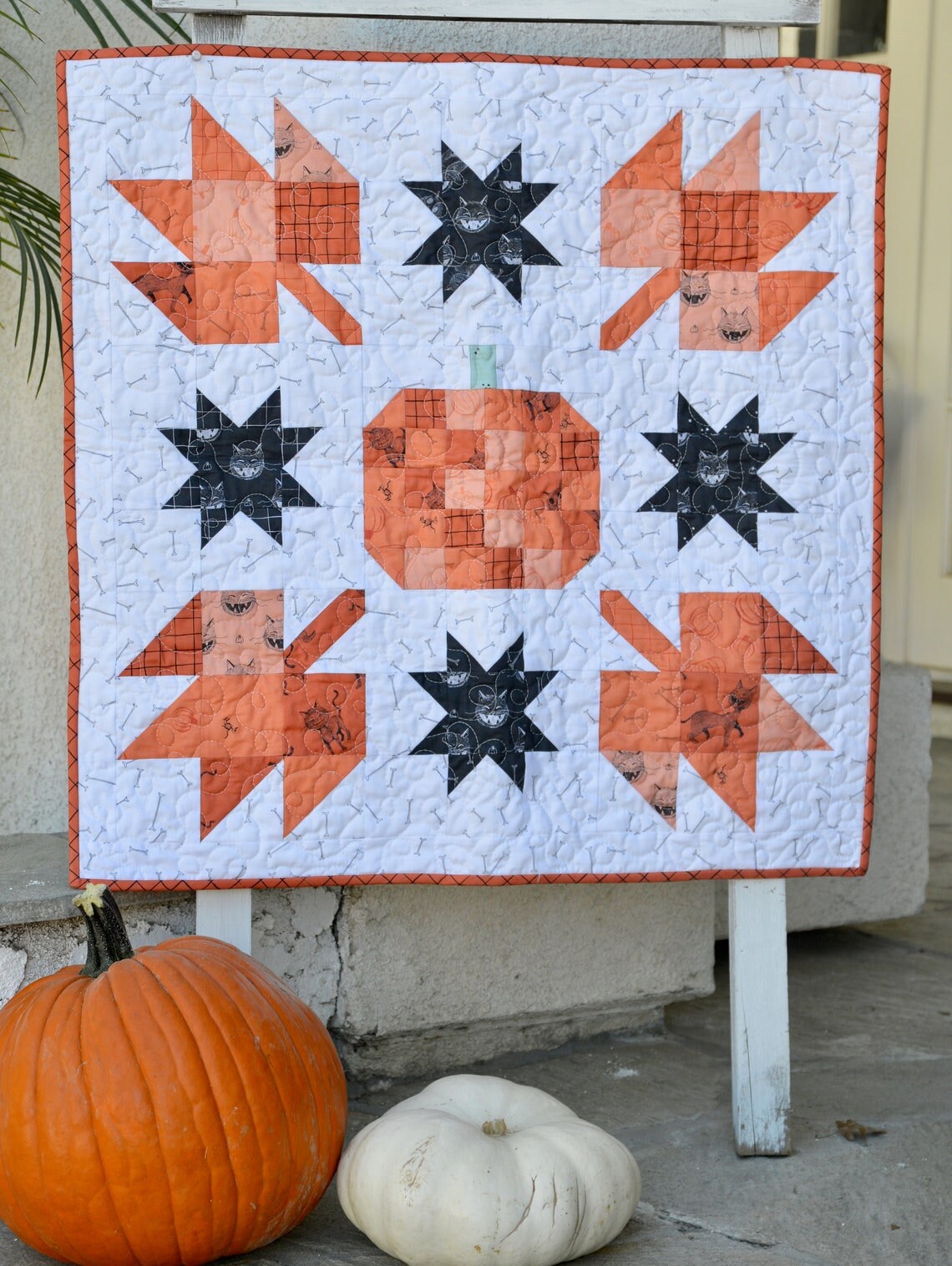 Pumpkin Mini Quilt Pattern by Amanda Niederhauser Jedi Craft Girl