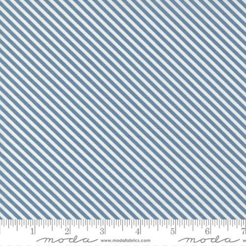 Zinnia Down Pour Lake Yardage 24135 27 by April Rosenthal Sold in 1/2 yard increments