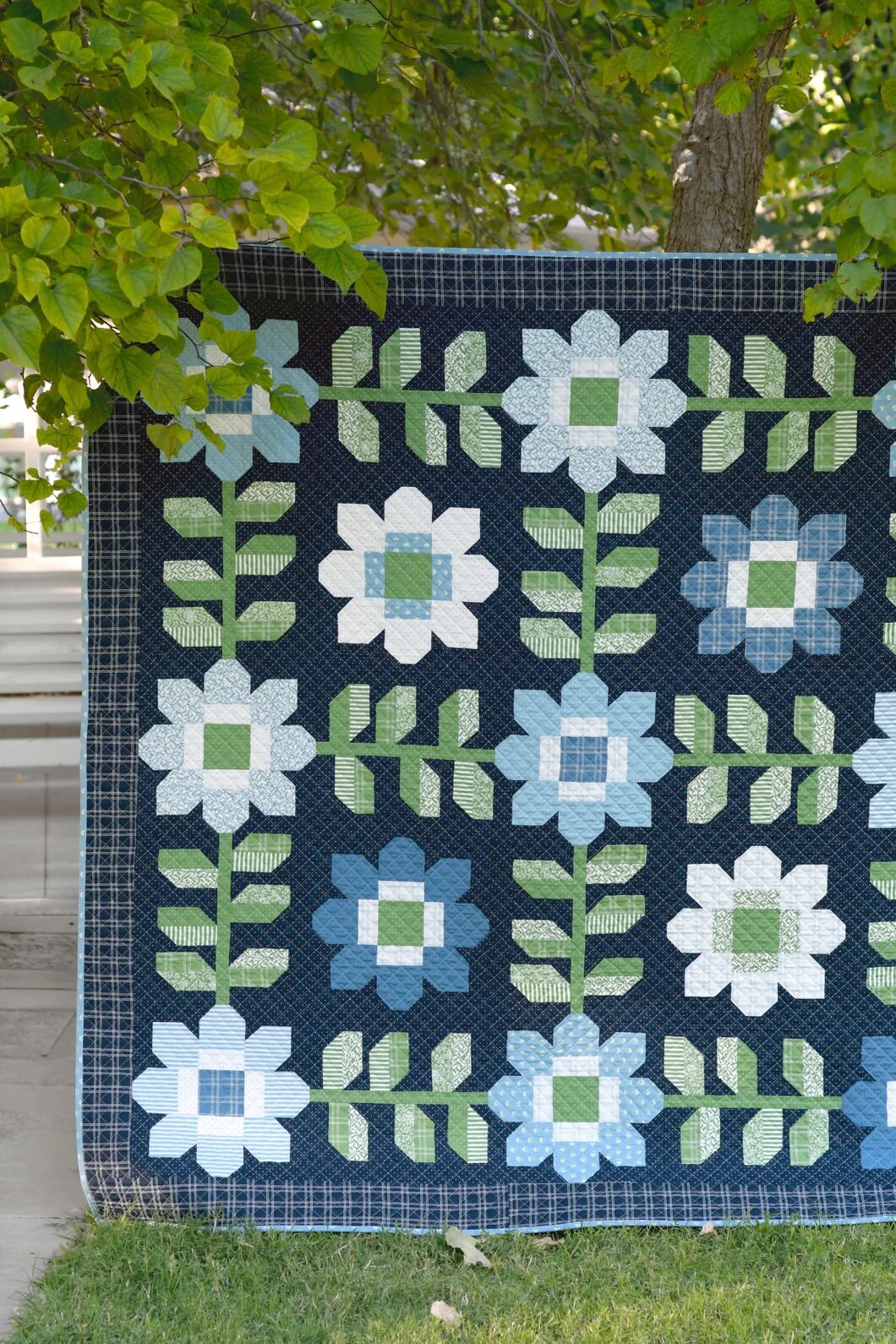 Edelweiss Quilt Pattern by Thimble Blossoms TBL278 size 74” x 74” size Printed Pattern ONLY