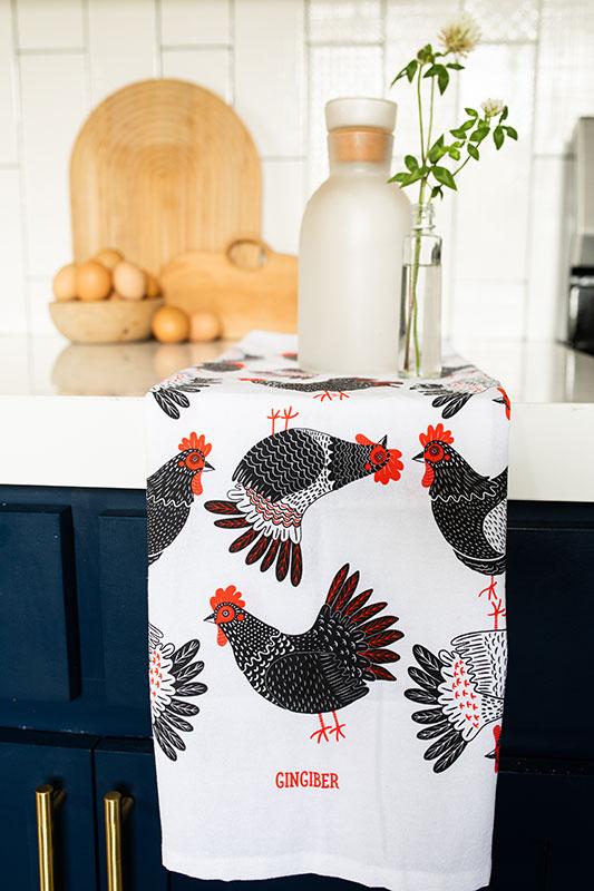 Tea Towel Chicken Gingiber Designs GB F524 24" x 26