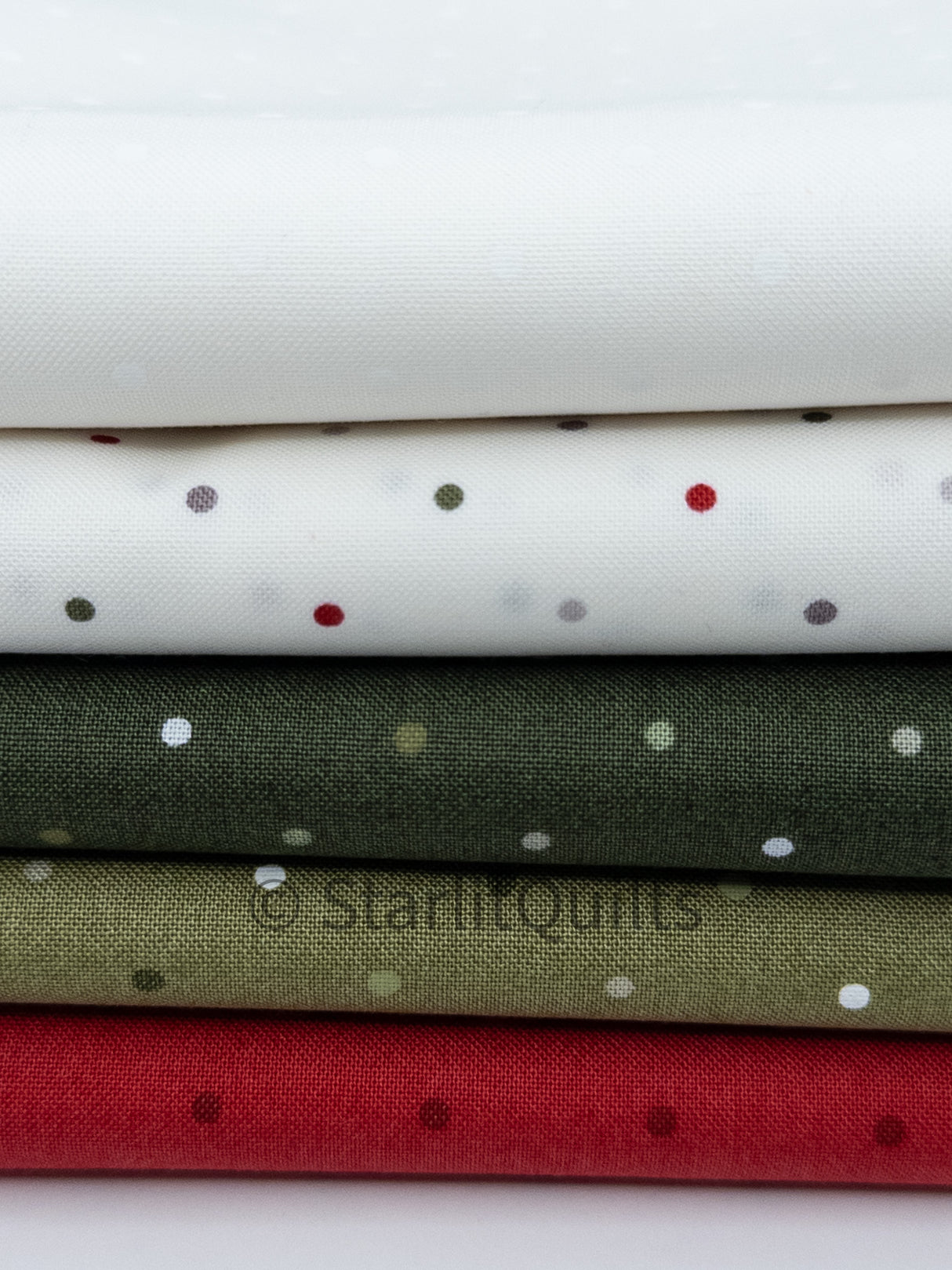 Berry And Pine Magic Dot Fat Quarter Bundle includes 5 Prints.