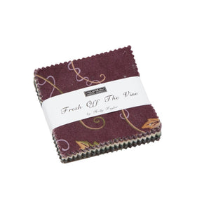 Fresh Off The Vine Mini Charm 6760MC By Holly Taylor bin 85