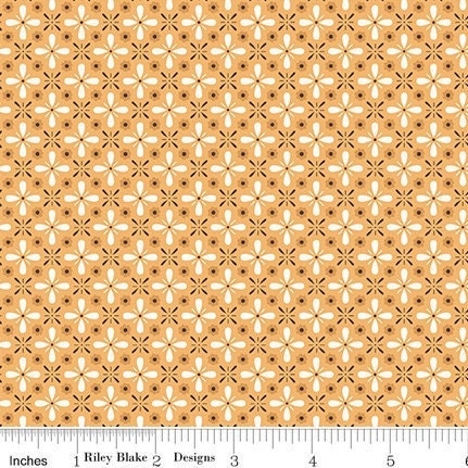 Bee Vintage Mae Daisy C13088-Daisy by Lori Holt for Riley Blake Designs Sold in 1/2 yard increments.