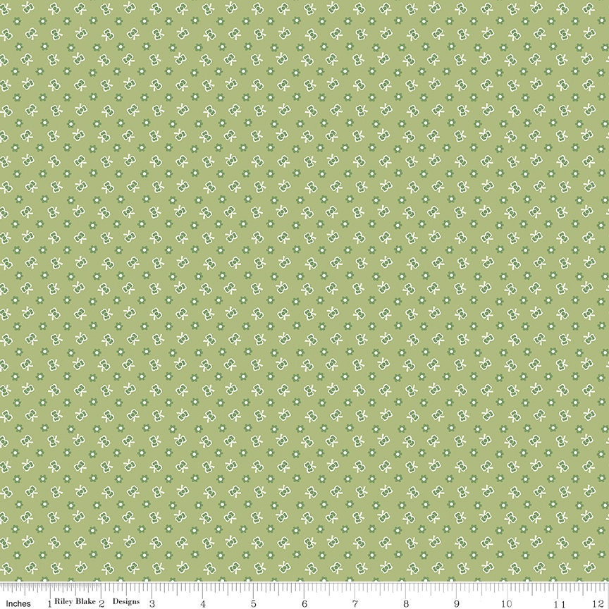 Home Town Lettuce Hardman Yardage C13587-Lettuce by Lori Holt for Riley Blake Designs Sold in 1/4 yard increments cut contiguously