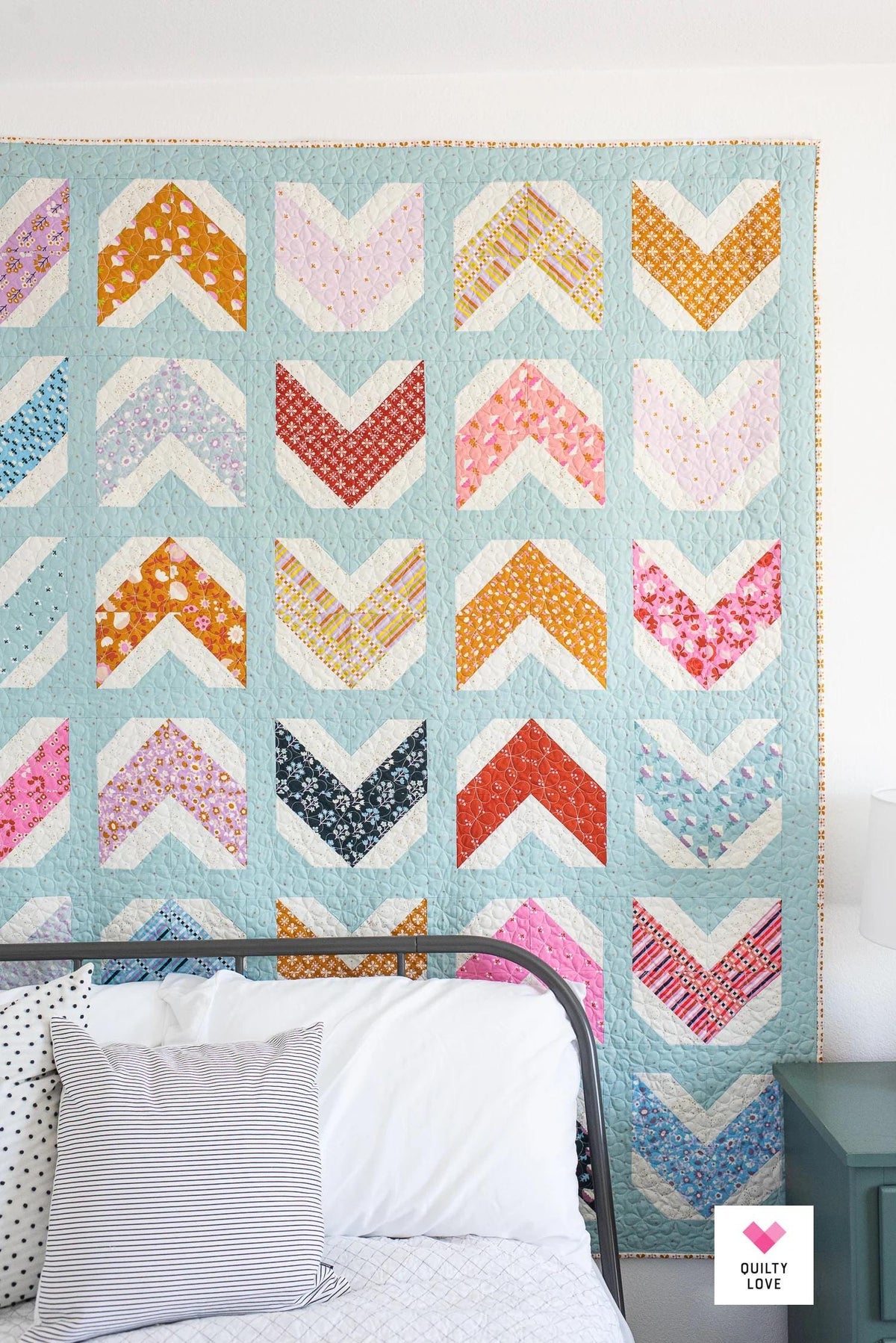 Quilty Arrows Quilt Pattern QLP112 by Quilty Love 3 sizes available see 2nd photo