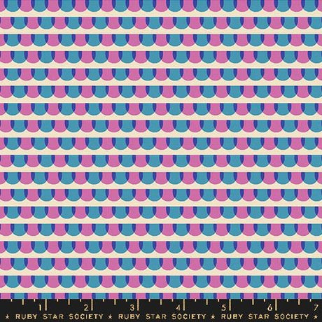 a ruler with a pattern on it