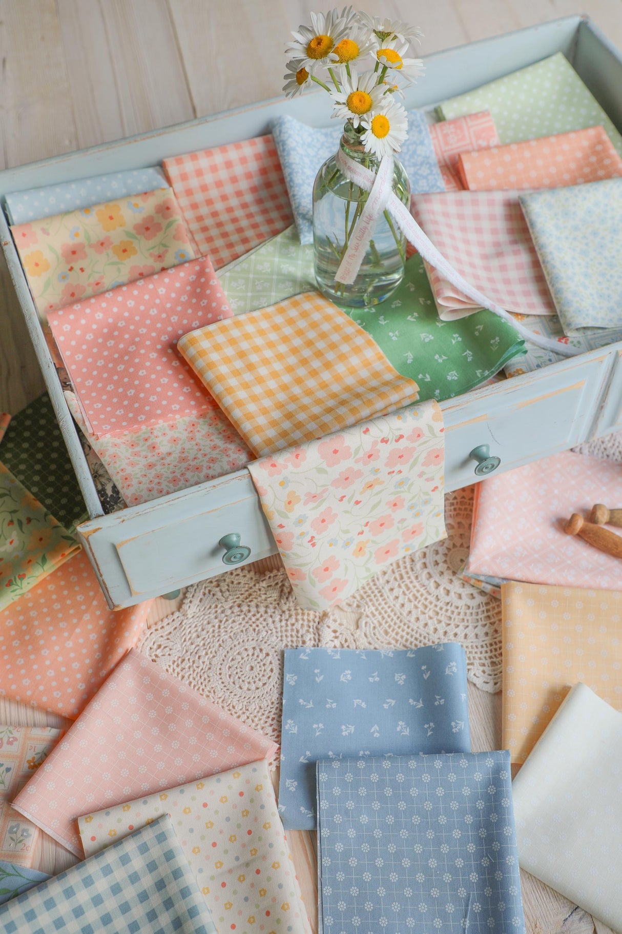 Cottage Charm Wallpaper Koral Kicks 31750-14 by Heather Briggs of My Sew Quilty Life Sold in 1/2 yard increments