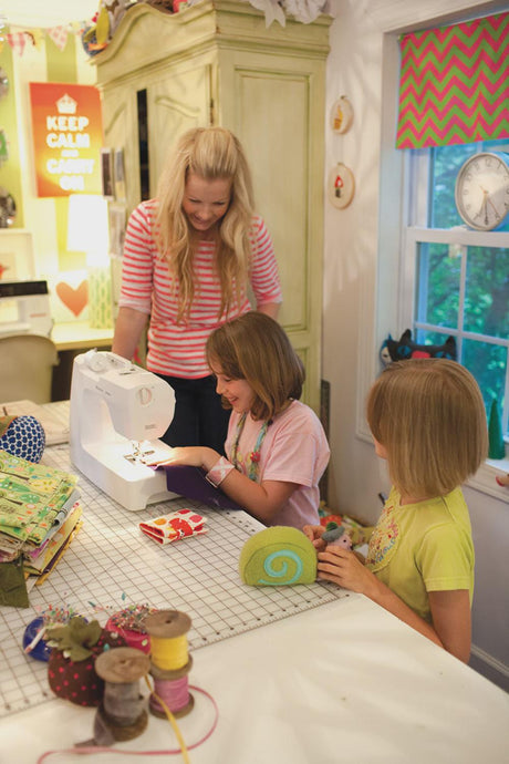 Sewing for Beginners Handy Pocket Guide 20480CT