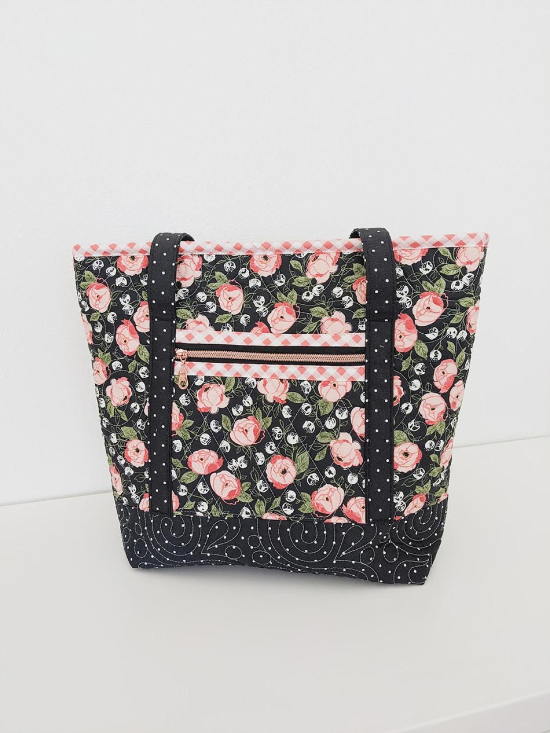 Fleetwood Tote Pattern CEN107 by Center Street Quilts