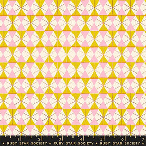 a repeating pattern of yellow and pink triangles arranged in a grid-like fashion.