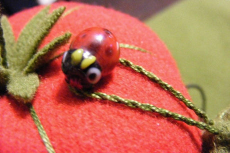 Grandma's Tomato Pin Cushion BBD590 From Bird Brain Designs by Robin Kingsley Printed Pattern Only