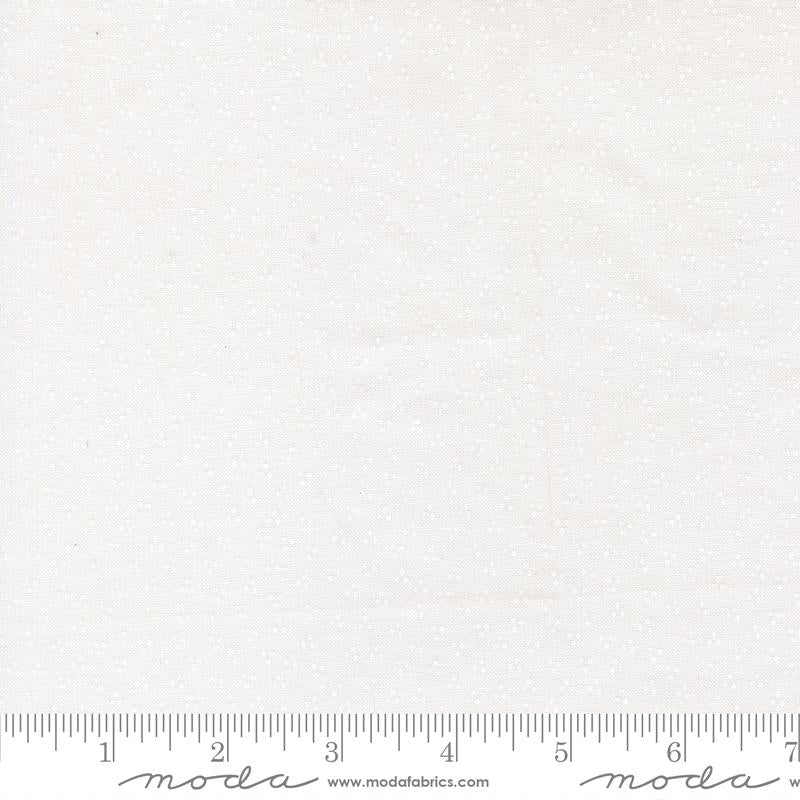 The image is a plain white fabric with a ruler for scale.