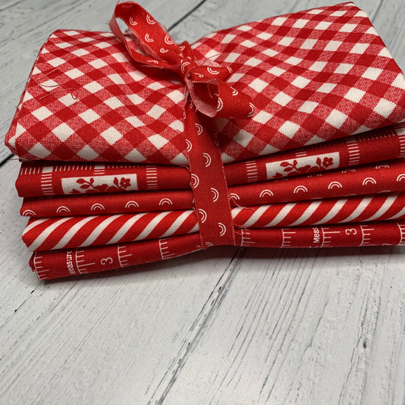 Bonnie & Camille Really Red Fat Quarter Bundle