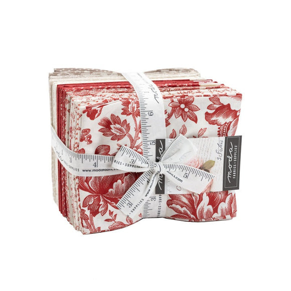 Cranberries Cream Fat Quarter Bundle 34 Prints 44260AB