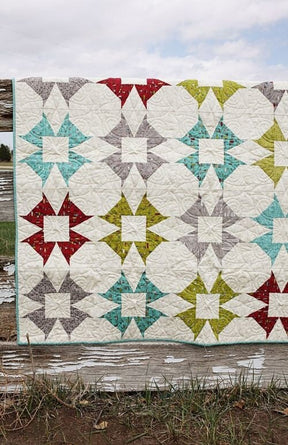 Sunnybrook Lane P204 Sweetwater pattern Finished Size 72 x 72 inches