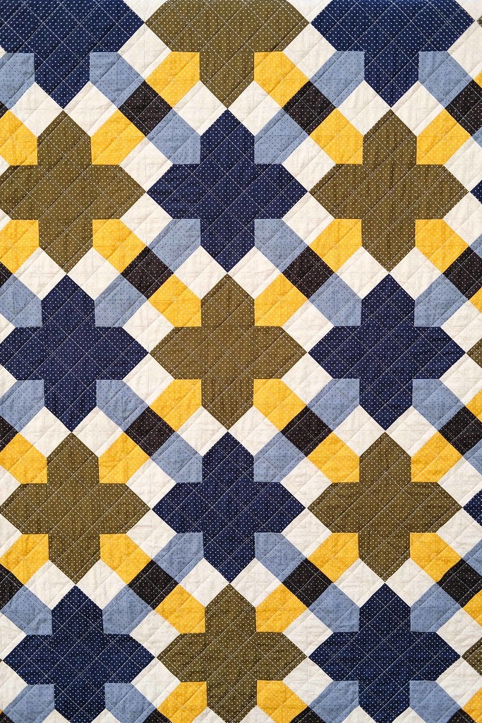 The Willow Quilt Pattern KTQ127  by Kitchen Table Quilting (baby, lap and twin sizes)