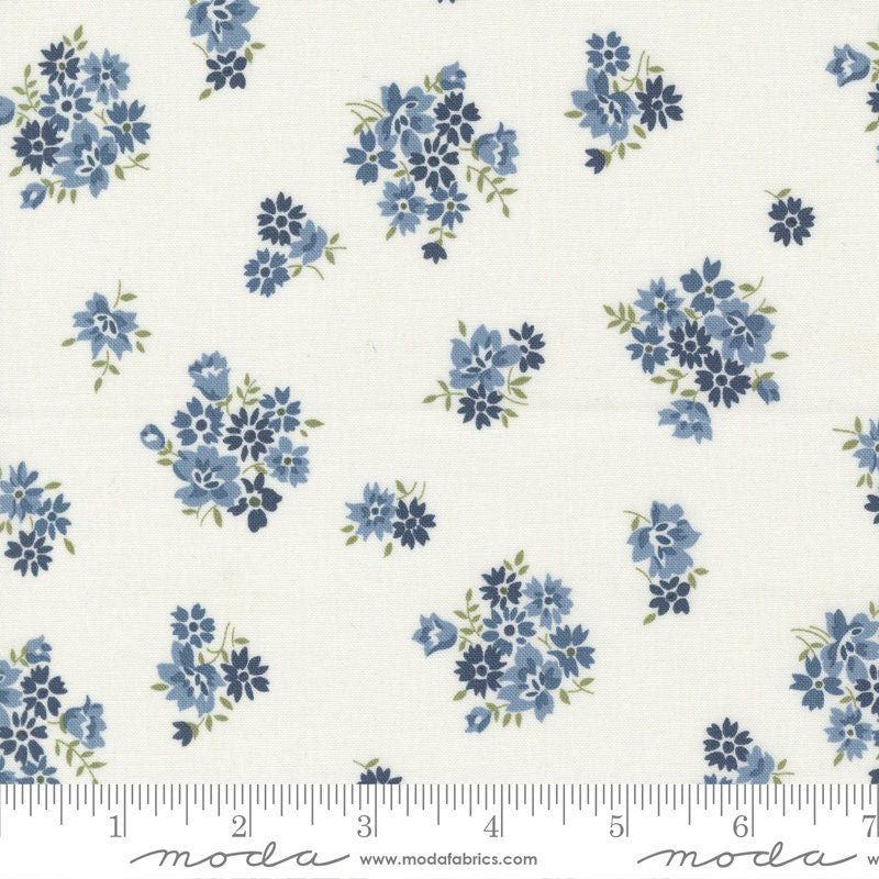Sunnyside Fresh Cuts Cream 55288-11 by Camille Roskelly sold in 1/2 yard increments