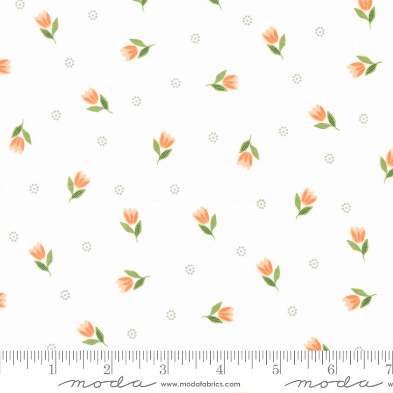 Bountiful Blooms Tulip Off White Yardage 37662-11 by Sherri and Chelsi Sold in 1/2 yard increments cut continiously