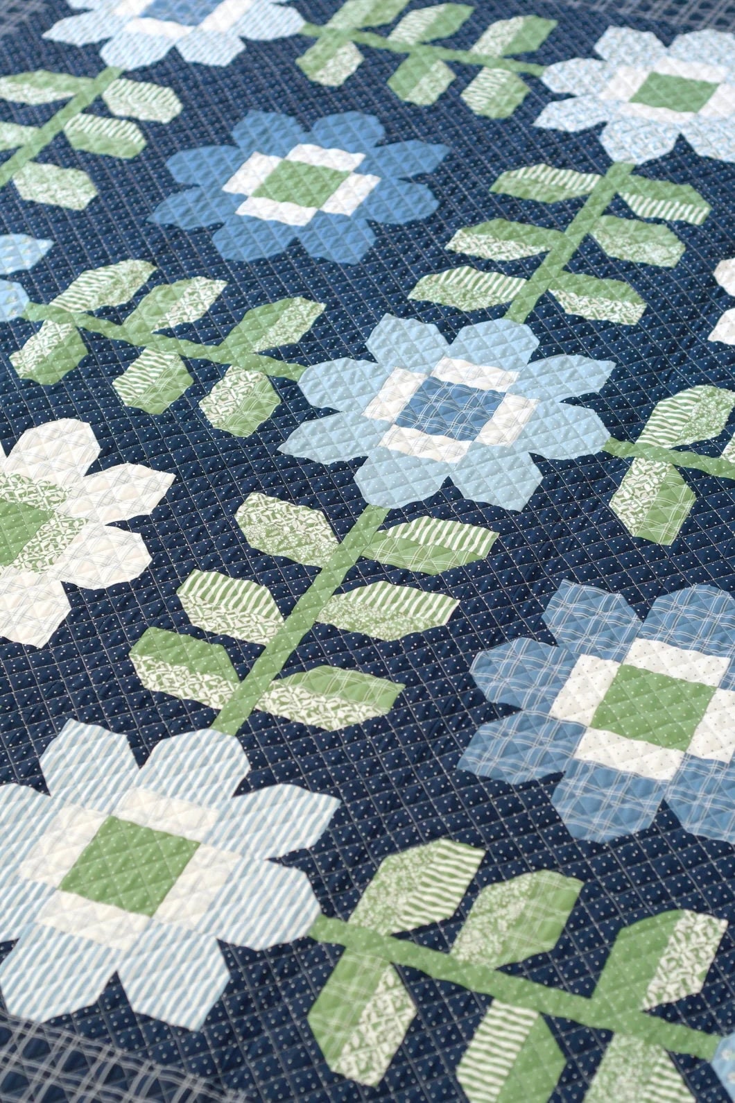 Edelweiss Quilt Pattern by Thimble Blossoms TBL278 size 74” x 74” size Printed Pattern ONLY