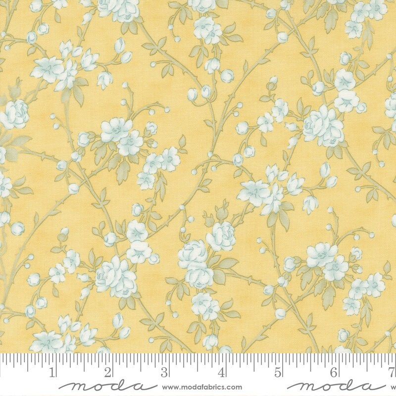 HoneyBloom Verdant Vines Honey Yardage 44343-13 by 3 Sisters sold in 1/2 yard increments