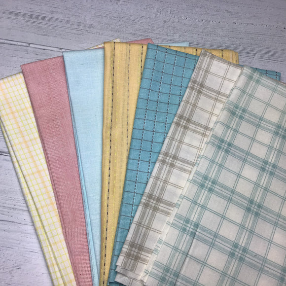 Custom Cotton and Woven Fat Quarter Bundle 7 FQ